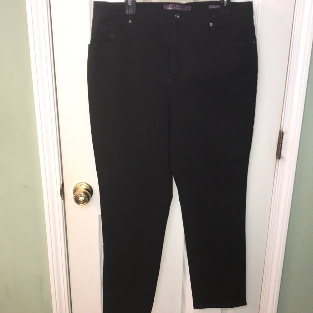 Gloria Vanderbilt Amanda Black Straight Leg Jeans Size 16